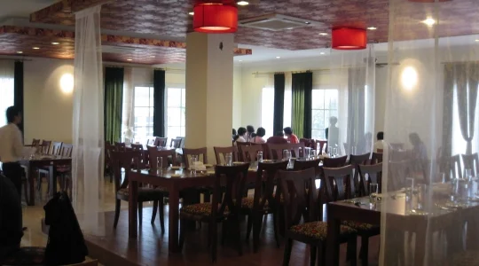 SEN TAY HO RESTAURANT
